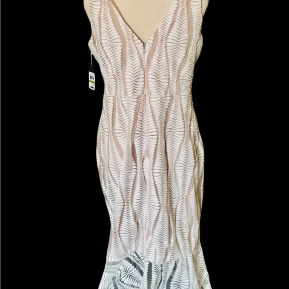 Guess Sz 14 Cream and White Embroidered Mesh Cutout Backless MIDI Dress w Slit - Picture 8 of 16